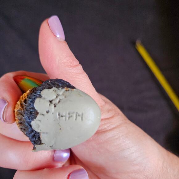 Three Hatching Toucan Babies Clay Figurines Signed HFM - Picture 6 of 7